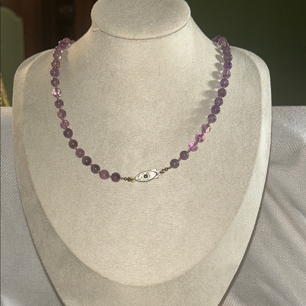 Elegant Purple Beaded Necklace